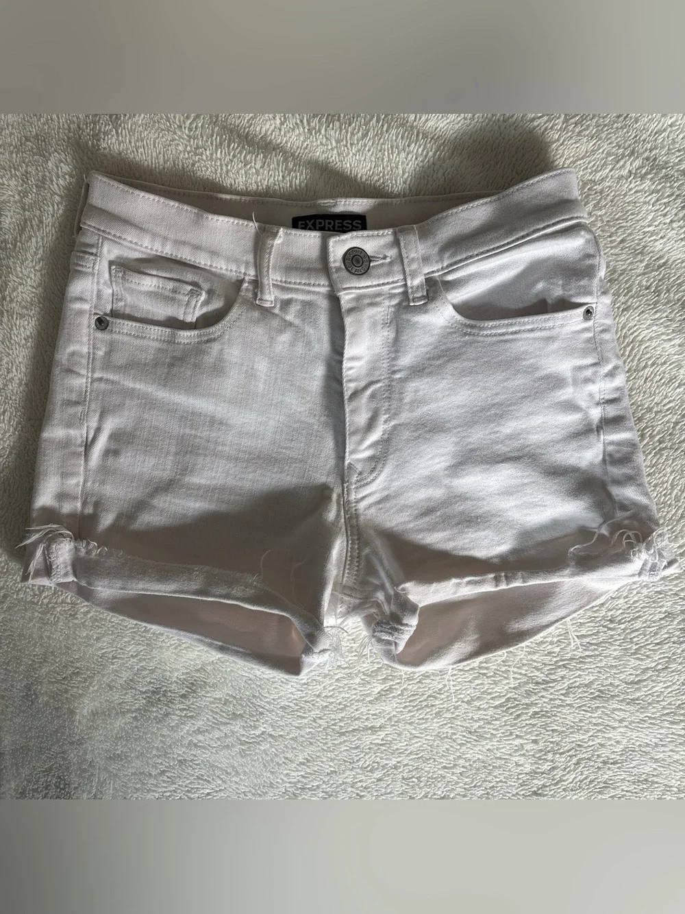 Express White Distressed Denim Short Shorts